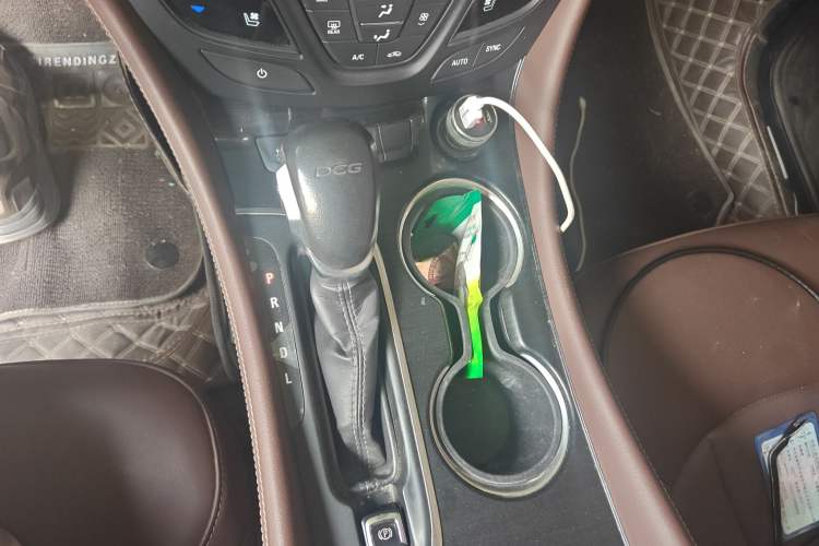 Used Buick Envision 2021 532T Two-Wheel-Drive Luxury Version Gear Lever