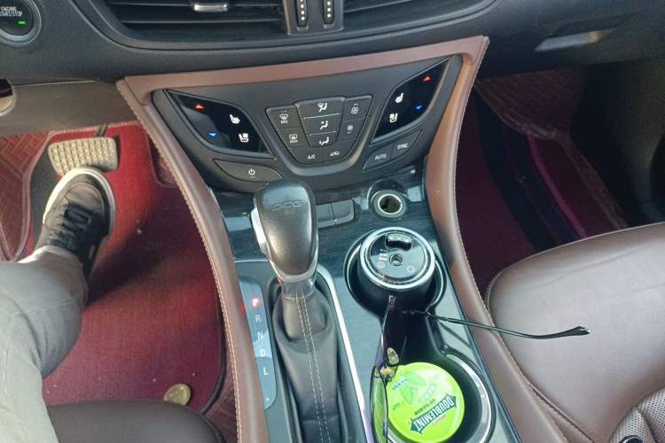 Used Buick Envision 2021 532T Two-Wheel-Drive Luxury Version Gear Lever