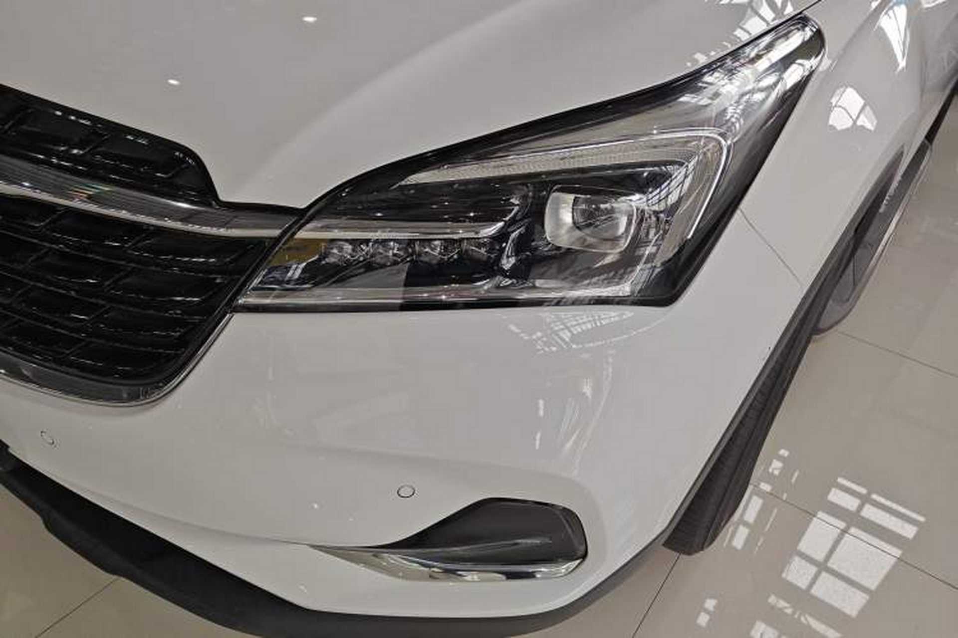 Used Buick Envision 2021 532T Two-Wheel-Drive Luxury Version Left Front Headlight