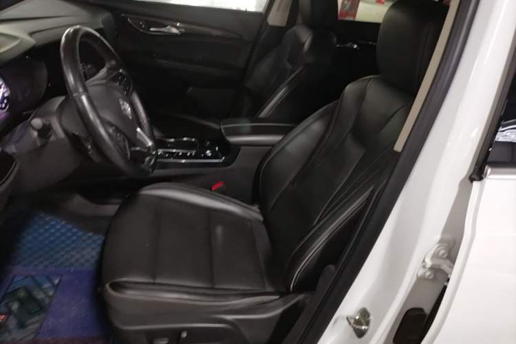 Used Buick Envision 2021 Encore Plus 652T 7-Seat Luxury Model Left Front Seat
