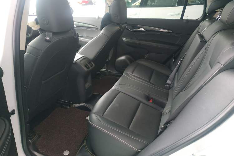 Used Buick Envision 2021 Encore Plus 652T Five-Seat Luxury Model Left Rear Seat