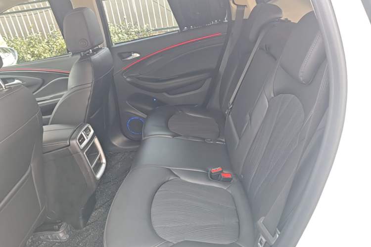 Used Buick Envision 2021 532T Two-Wheel-Drive Leading Version Left Rear Seat