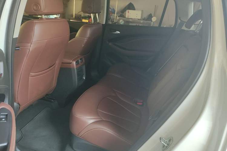 Used Buick Envision 2021 532T Two-Wheel-Drive Elite Version Left Rear Seat