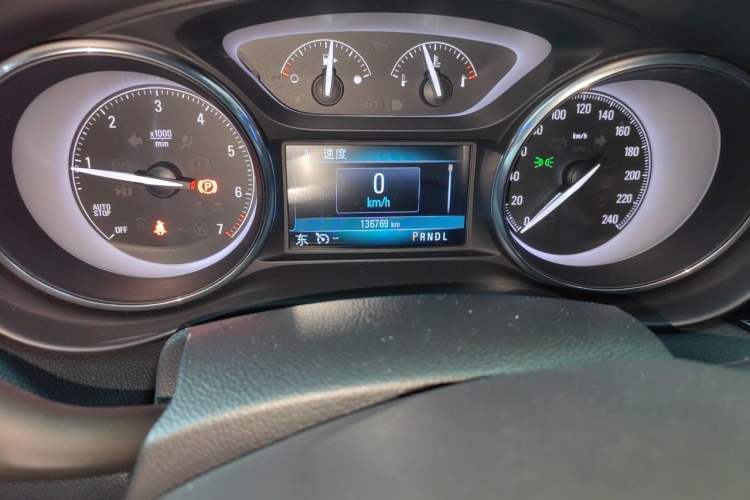 Used Buick Envision 2021 532T Two-Wheel-Drive Leading Version Odometer Close Up