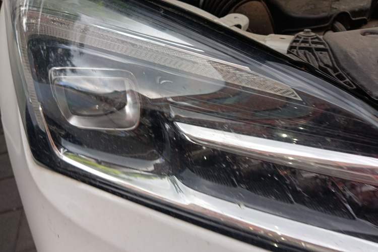 Used Buick Envision 2021 532T Two-Wheel-Drive Elite Version Right Front Headlight