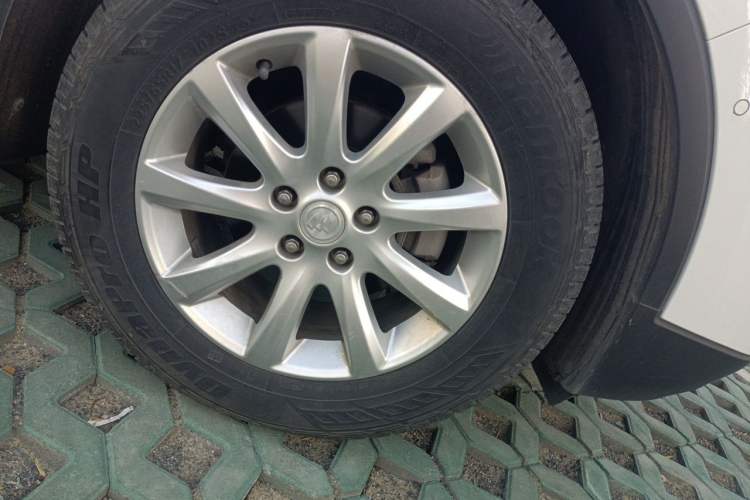 Used Buick Envision 2021 532T Two-Wheel-Drive Luxury Version Right Front Wheel Hub