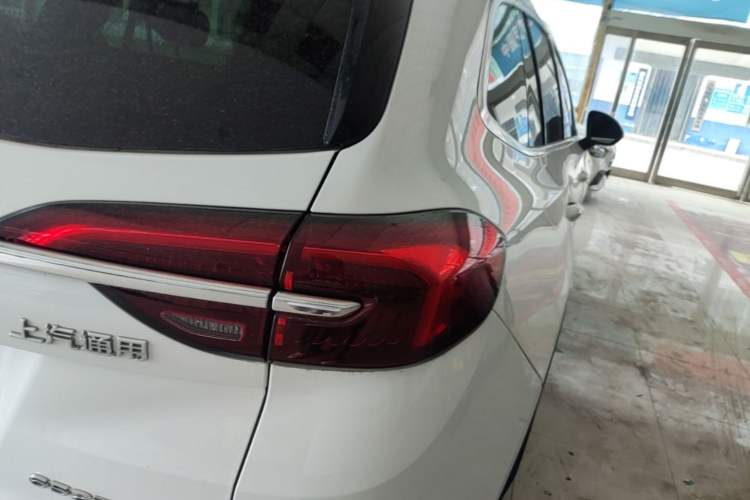 Used Buick Envision 2021 Encore Plus 652T Five-Seat Luxury Model Right Rear Taillight