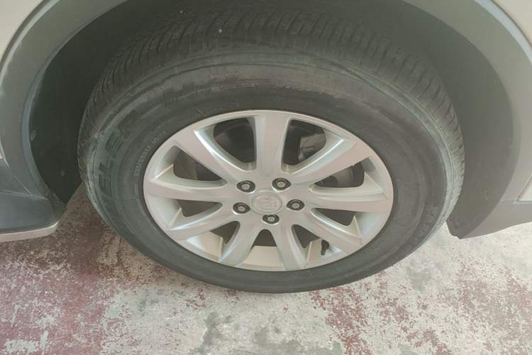 Used Buick Envision 2021 532T Two-Wheel-Drive Elite Version Right Rear Wheel Hub