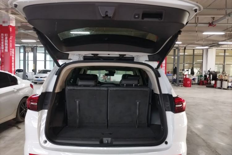 Used Buick Envision 2021 Encore Plus 652T 7-Seat Luxury Model Trunk
