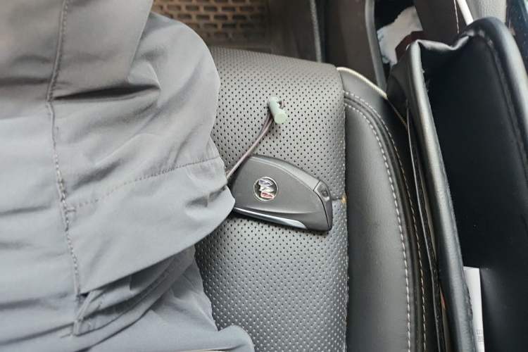Used Buick Envision 2021 Encore Plus 652T Five-Seat Luxury Model Vehicle Key