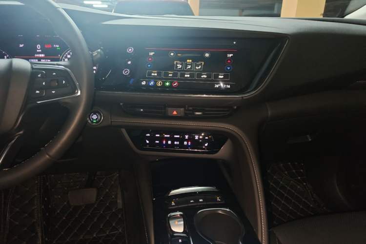 Used Buick Envision 2022 Facelift Encore S 552T Two-Wheel-Drive Luxury Model Audio And AC Panel