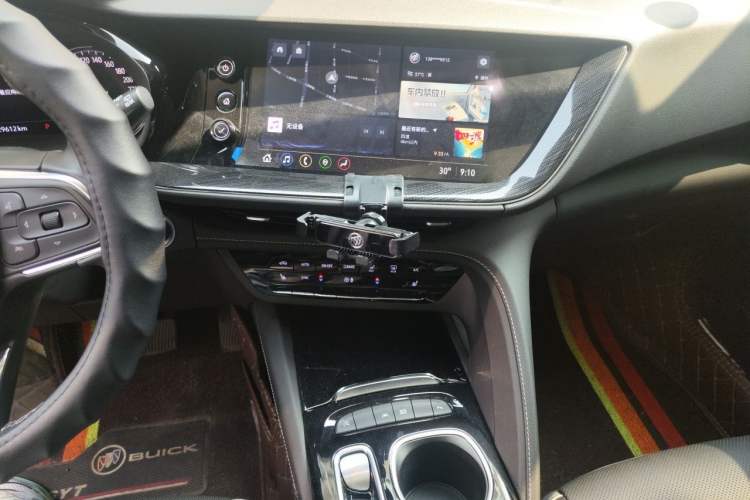 Used Buick Envision 2022 Encore S 552T Two-Wheel-Drive Luxury Model Audio And AC Panel