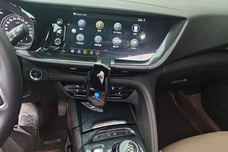 Used Buick Envision 2022 Encore Plus 652T Five-Seat Luxury Model Audio And AC Panel