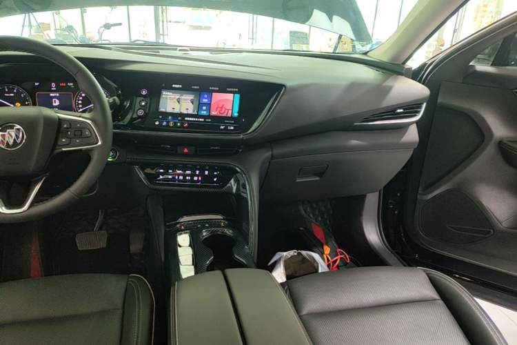 Used Buick Envision 2022 Encore S 552T Two-Wheel-Drive Luxury Model Audio And AC Panel