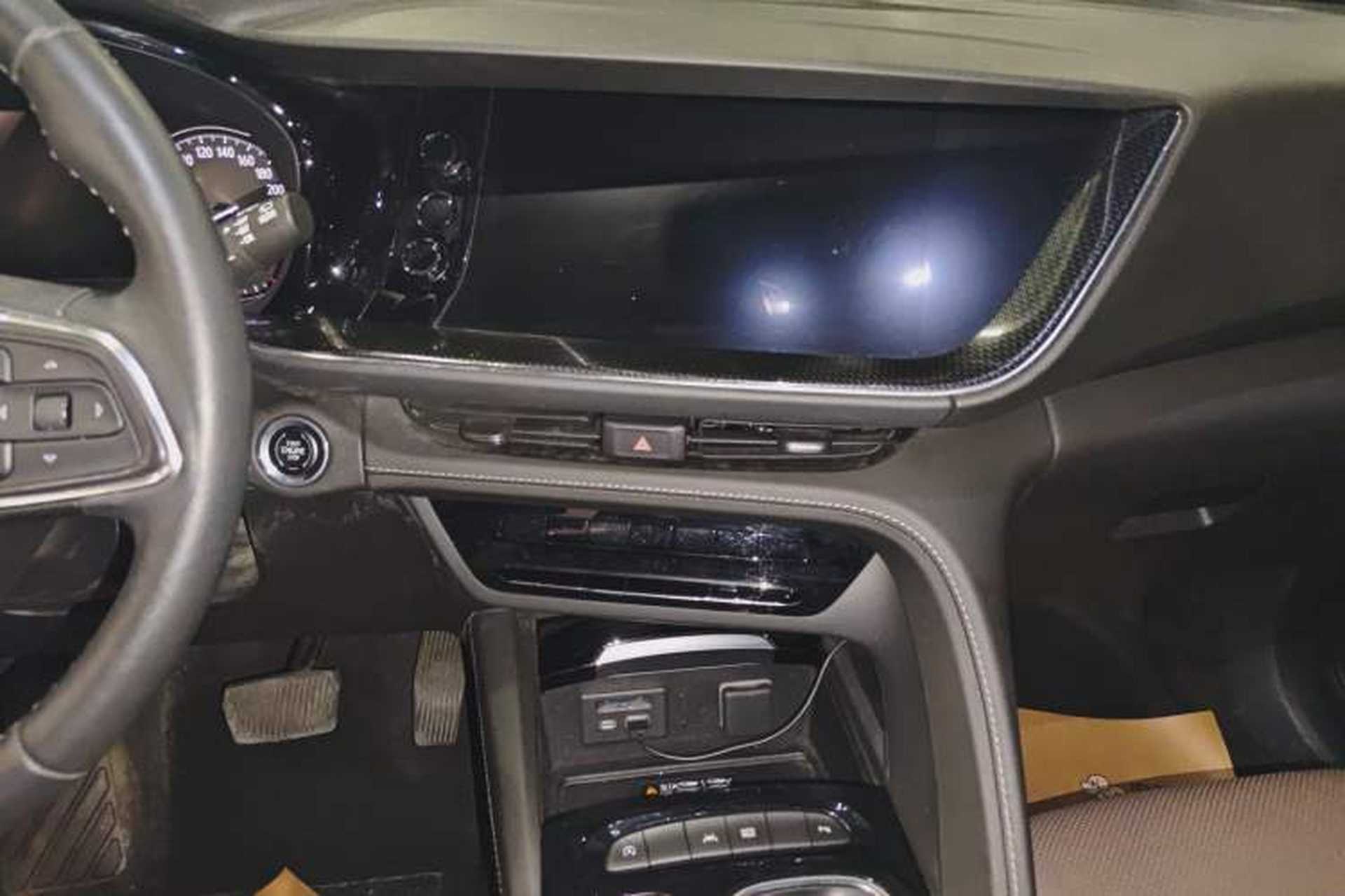 Used Buick Envision 2022 Encore Plus 652T Five-Seat Luxury Model Audio And AC Panel