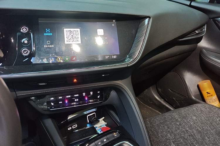 Used Buick Envision 2022 Encore S 552T Two-Wheel-Drive Luxury Model Audio And AC Panel