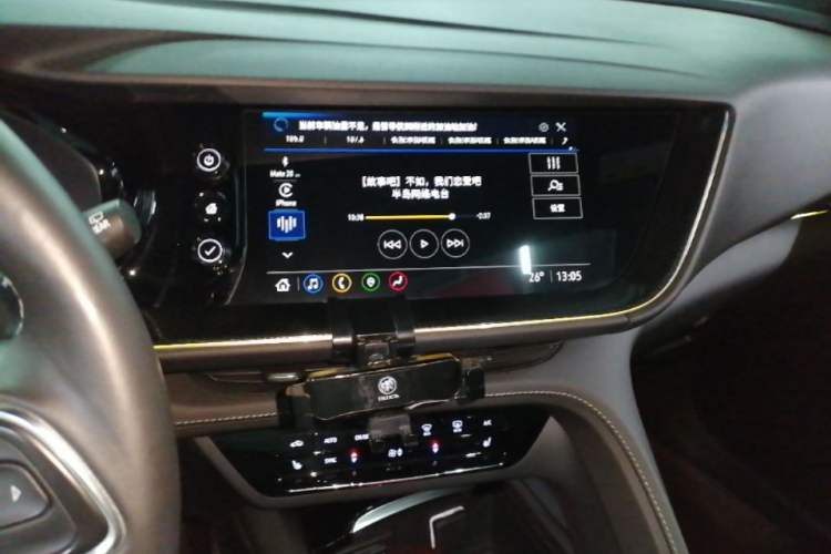 Used Buick Envision 2022 Encore Plus 652T Five-Seat Luxury Model Audio And AC Panel