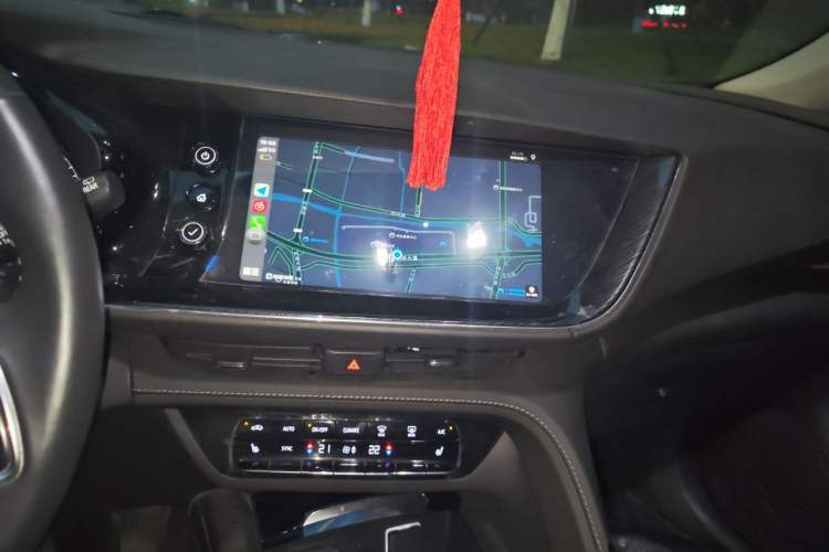 Used Buick Envision 2022 Encore Plus 652T Five-Seat Luxury Model Audio And AC Panel