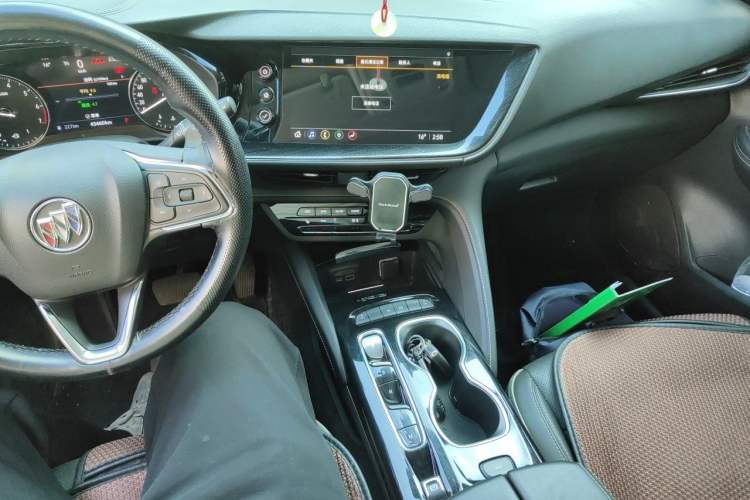 Used Buick Envision 2022 Encore Plus 652T Five-Seat Luxury Model Audio And AC Panel