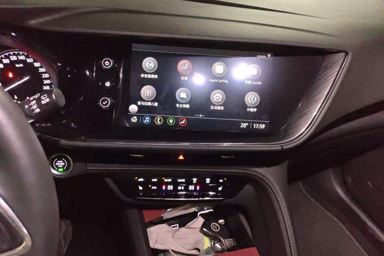 Used Buick Envision 2022 Facelift Encore S 652T Two-Wheel-Drive Luxury Model Audio And AC Panel