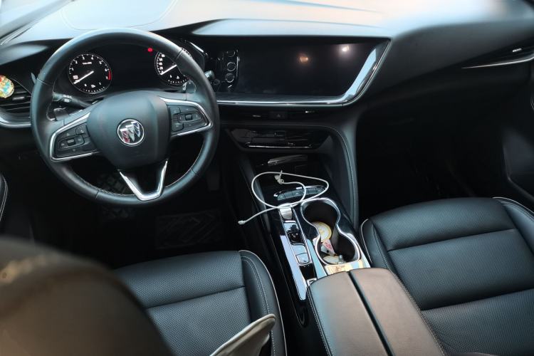 Used Buick Envision 2022 Facelift Encore S 552T Two-Wheel-Drive Luxury Model Center Console