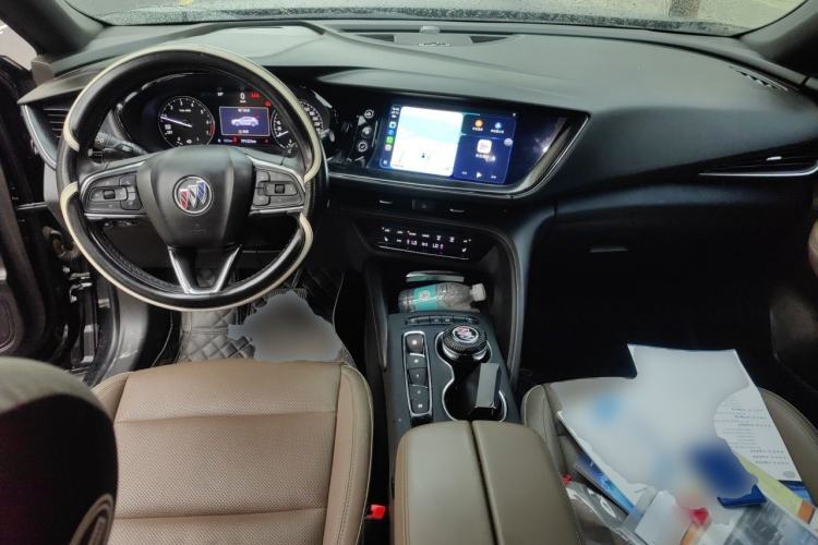 Used Buick Envision 2022 Encore Plus 652T Five-Seat Luxury Model Center Console
