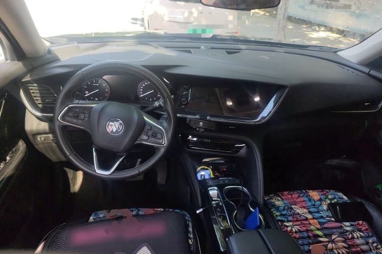 Used Buick Envision 2022 Facelift Encore S 552T Two-Wheel-Drive Luxury Model Center Console