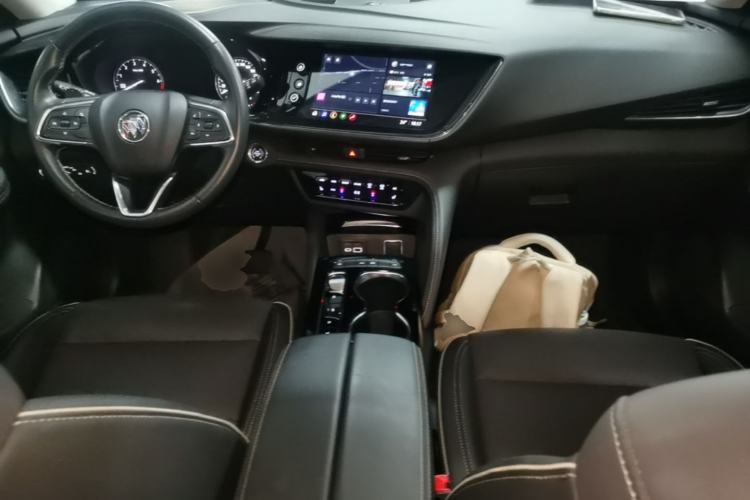 Used Buick Envision 2022 Facelift Encore S 552T Two-Wheel-Drive Luxury Model Center Console