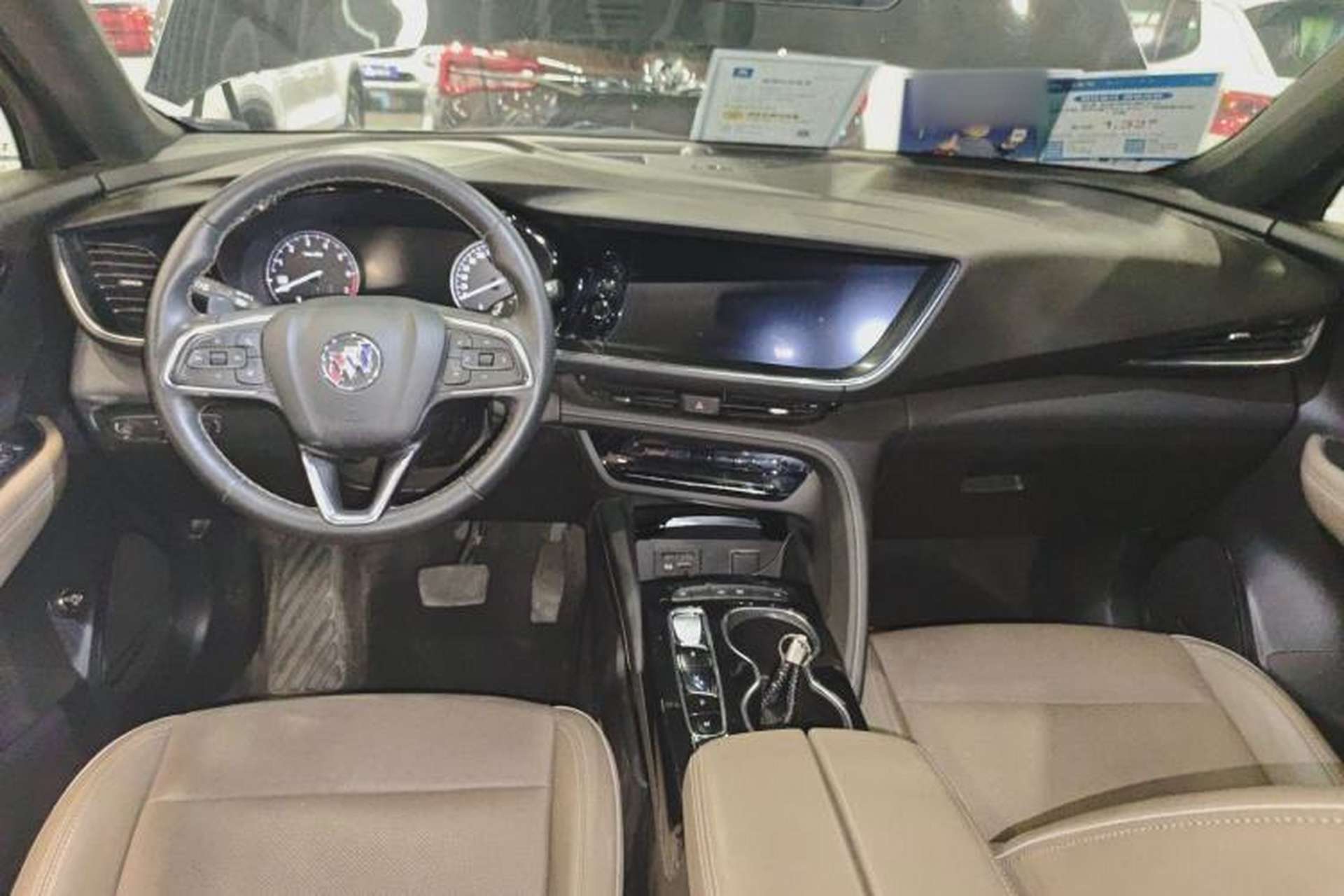 Used Buick Envision 2022 Encore Plus 652T Five-Seat Luxury Model Center Console