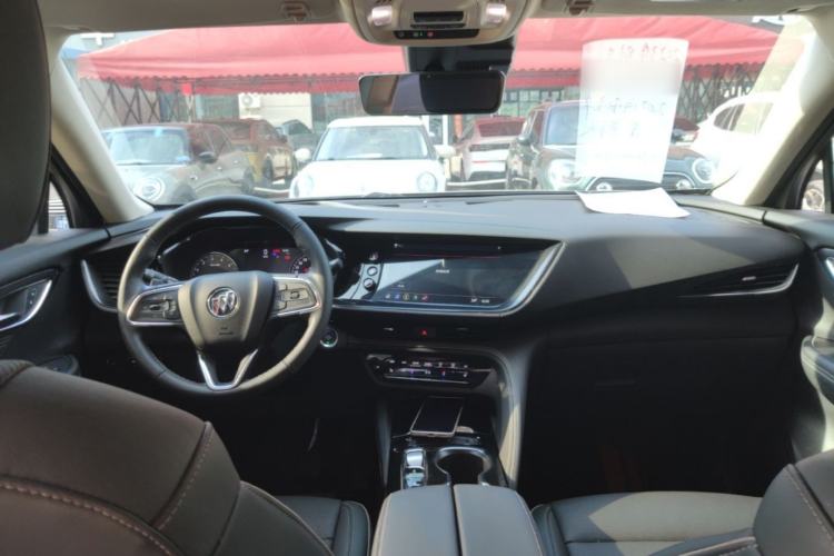 Used Buick Envision 2022 Encore Plus 652T Five-Seat Luxury Model Center Console
