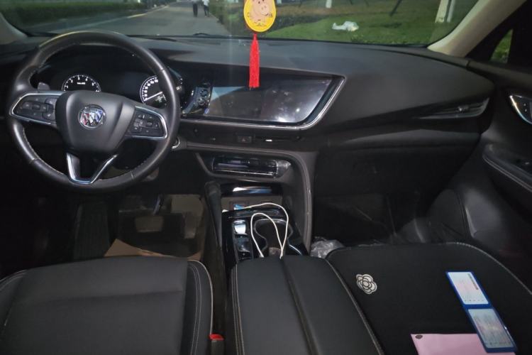 Used Buick Envision 2022 Encore Plus 652T Five-Seat Luxury Model Center Console