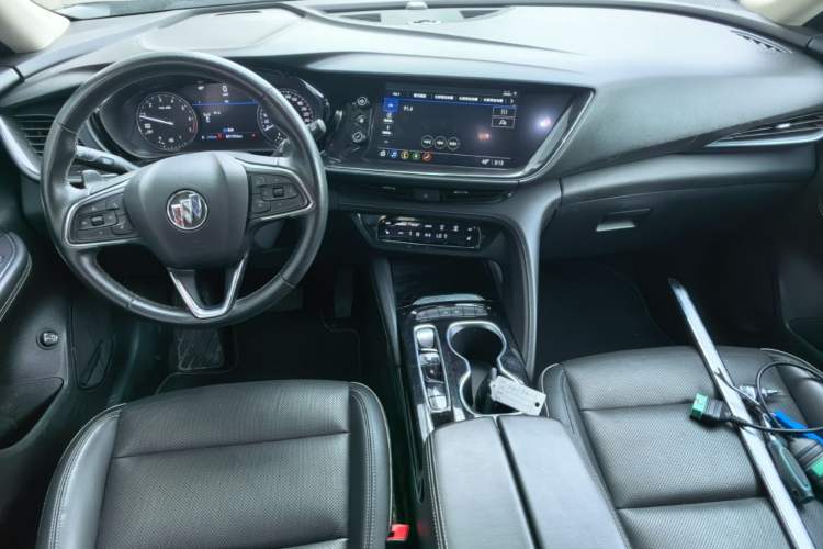 Used Buick Envision 2022 Encore Plus 652T Five-Seat Luxury Model Center Console