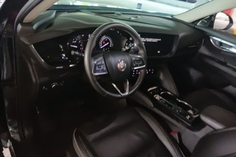Used Buick Envision 2022 Encore Plus 652T Five-Seat Luxury Model Center Console