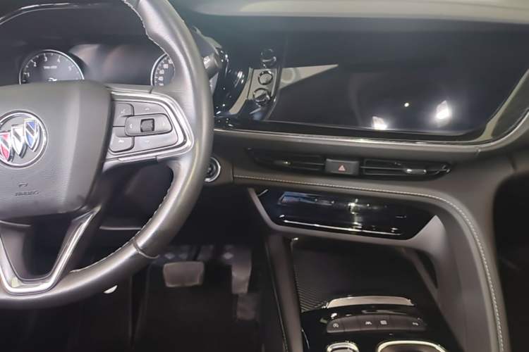 Used Buick Envision 2022 Facelift Encore S 552T Two-Wheel-Drive Luxury Model Center Console