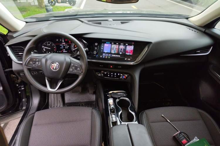 Used Buick Envision 2022 Encore S 652T Two-Wheel Drive Elite Model Center Console