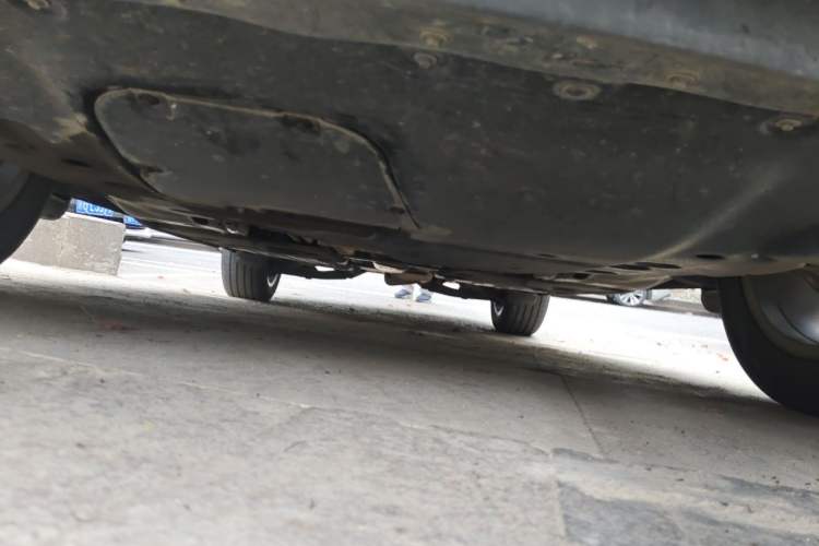 Used Buick Envision 2022 Encore S 552T Two-Wheel-Drive Luxury Model Chassis Front