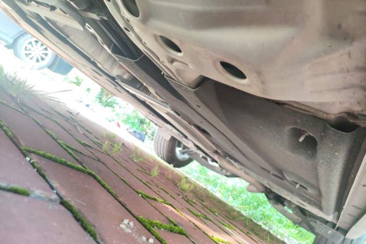 Used Buick Envision 2022 Encore S 552T Two-Wheel-Drive Luxury Model Chassis Front Left