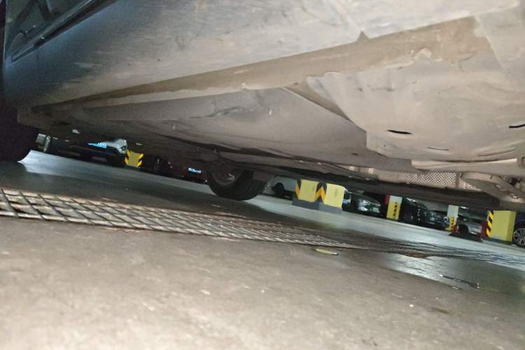 Used Buick Envision 2022 Encore S 552T Two-Wheel-Drive Luxury Model Chassis Front Right