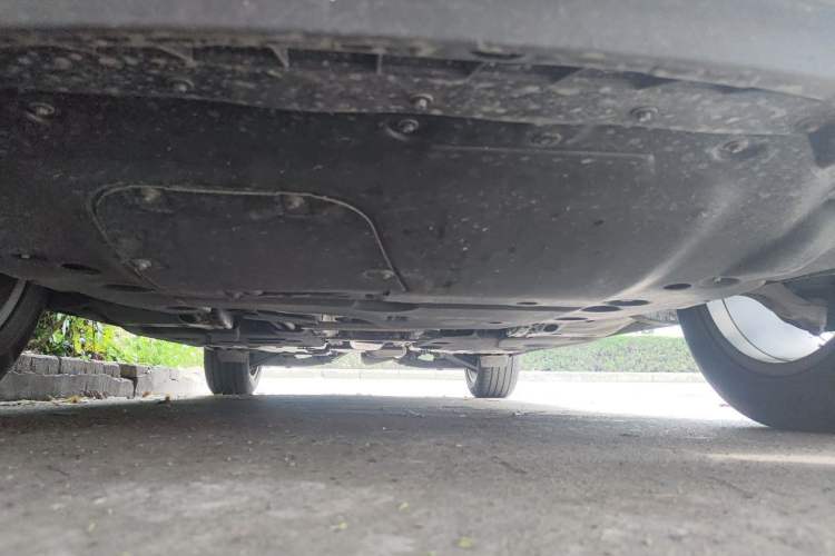 Used Buick Envision 2022 Encore S 552T Two-Wheel-Drive Luxury Model Chassis Front