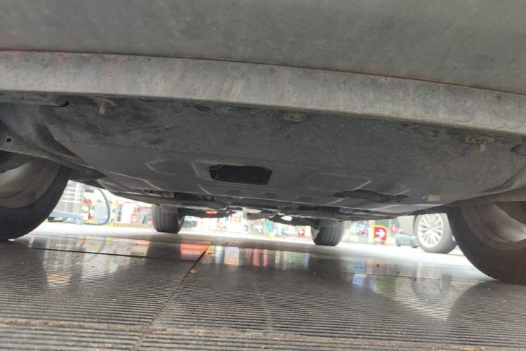 Used Buick Envision 2022 Encore S 552T Two-Wheel-Drive Luxury Model Chassis Front
