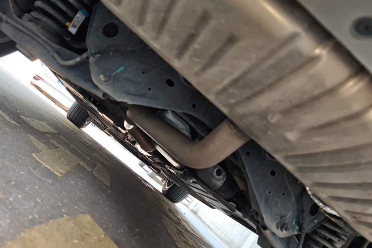Used Buick Envision 2022 Encore S 552T Two-Wheel-Drive Luxury Model Chassis Rear