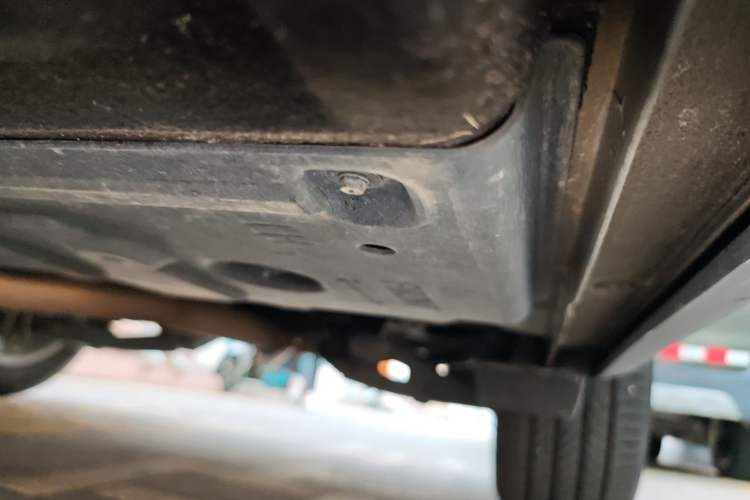 Used Buick Envision 2022 Encore S 552T Two-Wheel-Drive Luxury Model Chassis Rear Left