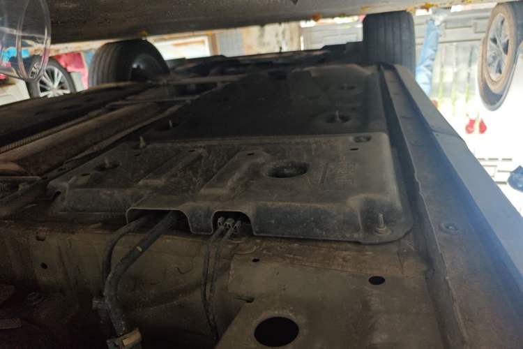 Used Buick Envision 2022 Encore S 552T Two-Wheel Drive Elite Model Chassis Rear Left