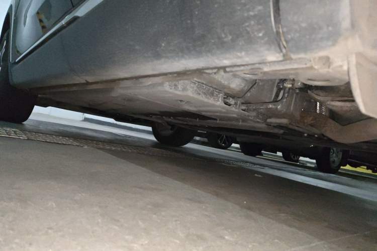 Used Buick Envision 2022 Encore S 552T Two-Wheel-Drive Luxury Model Chassis Rear Left