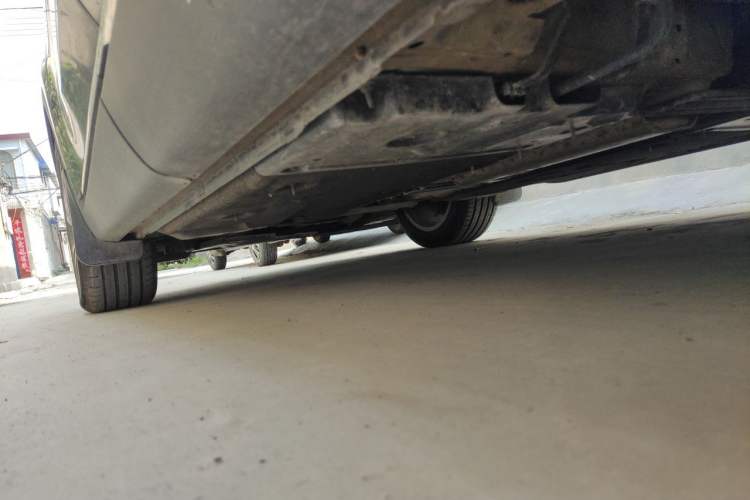 Used Buick Envision 2022 Encore S 552T Two-Wheel-Drive Luxury Model Chassis Rear Left