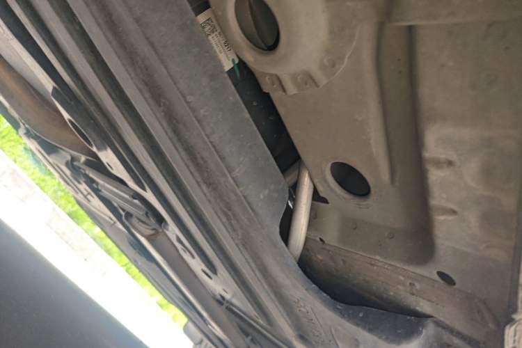 Used Buick Envision 2022 Encore S 552T Two-Wheel Drive Elite Model Chassis Rear Right