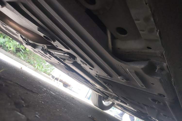 Used Buick Envision 2022 Encore S 552T Two-Wheel-Drive Luxury Model Chassis Rear Right
