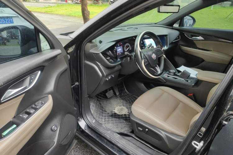 Used Buick Envision 2022 Encore Plus 652T Five-Seat Luxury Model Driver Seat
