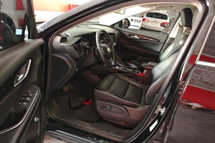 Used Buick Envision 2022 Encore S 652T Two-Wheel-Drive Luxury Model Driver Seat