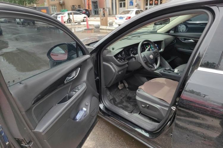 Used Buick Envision 2022 Encore Plus 652T Five-Seat Luxury Model Driver Seat